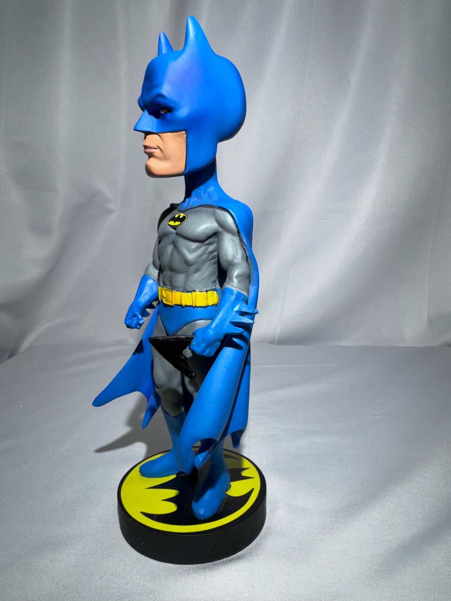 NECA DC Originals Batman Head Knocker 8” Bobblehead Blue Gray Suit Resin