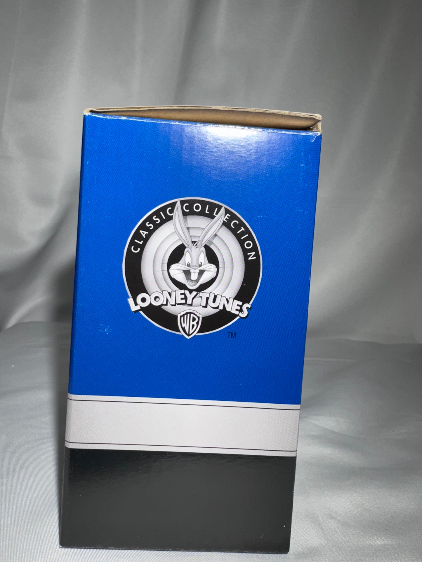 2009 Westland Looney Tunes Pepe Le Pew Penelope and motorcycle Magnetic Shakers Box
