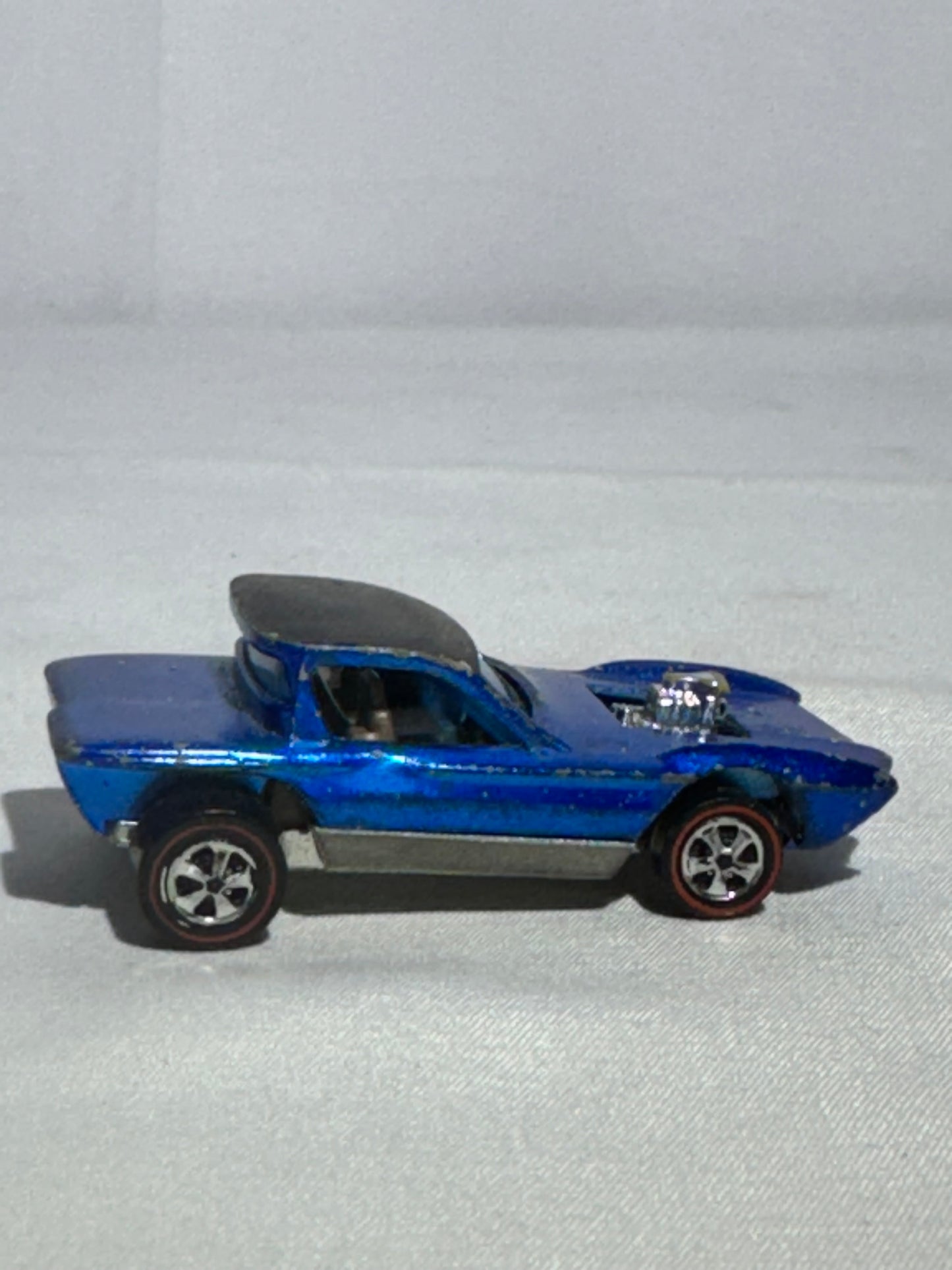 Hot Wheels Python – 1968 Redline – Blue – Sweet 16 Series