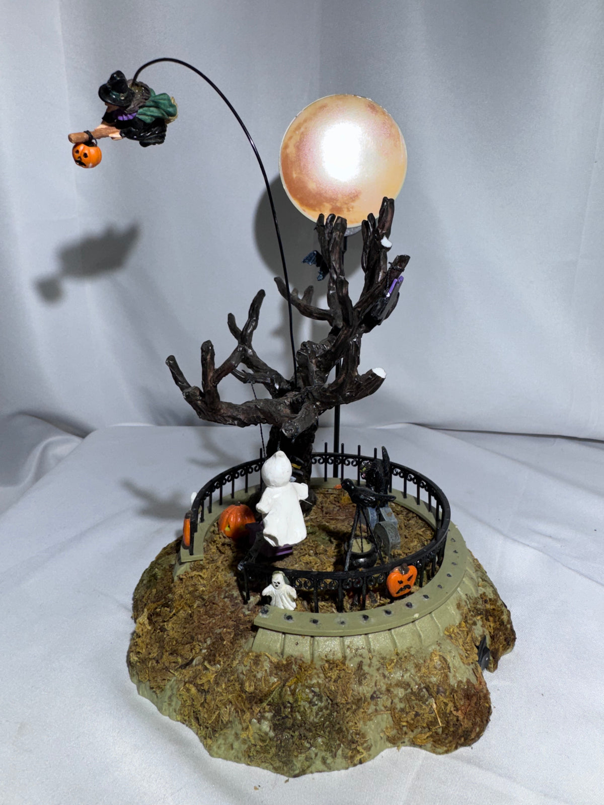 Lemax Spooky Town Witch’s Joyride #44109 – 2004 – Retired – AS-IS / Repair