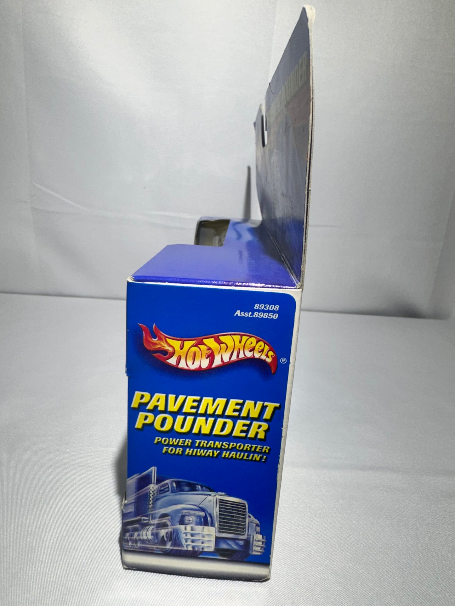 Hot Wheels Pavement Pounder – Hot Wheels Logo / Chevy Impala (2000 Mattel)