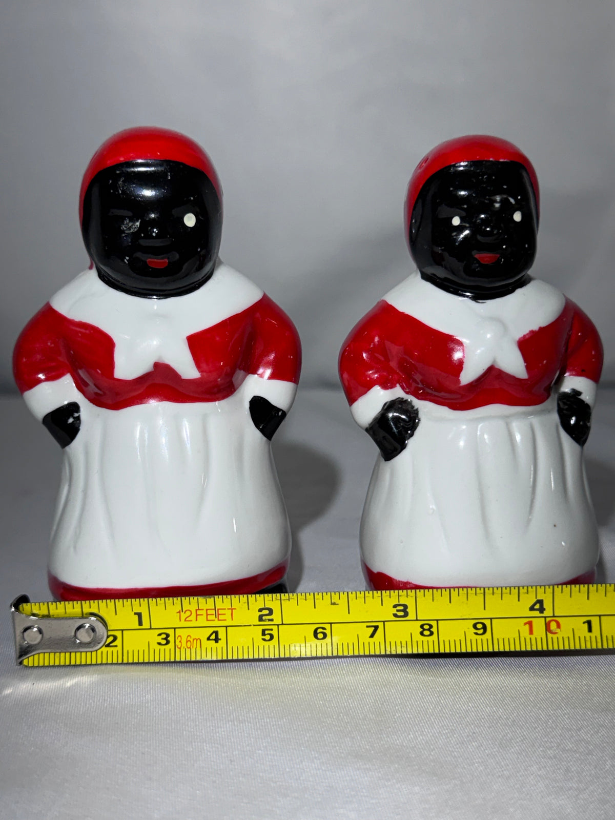 Vintage Black Americana Salt & Pepper Shakers – Hand-Painted Ceramic Figurines – Mid-Century Collectibles