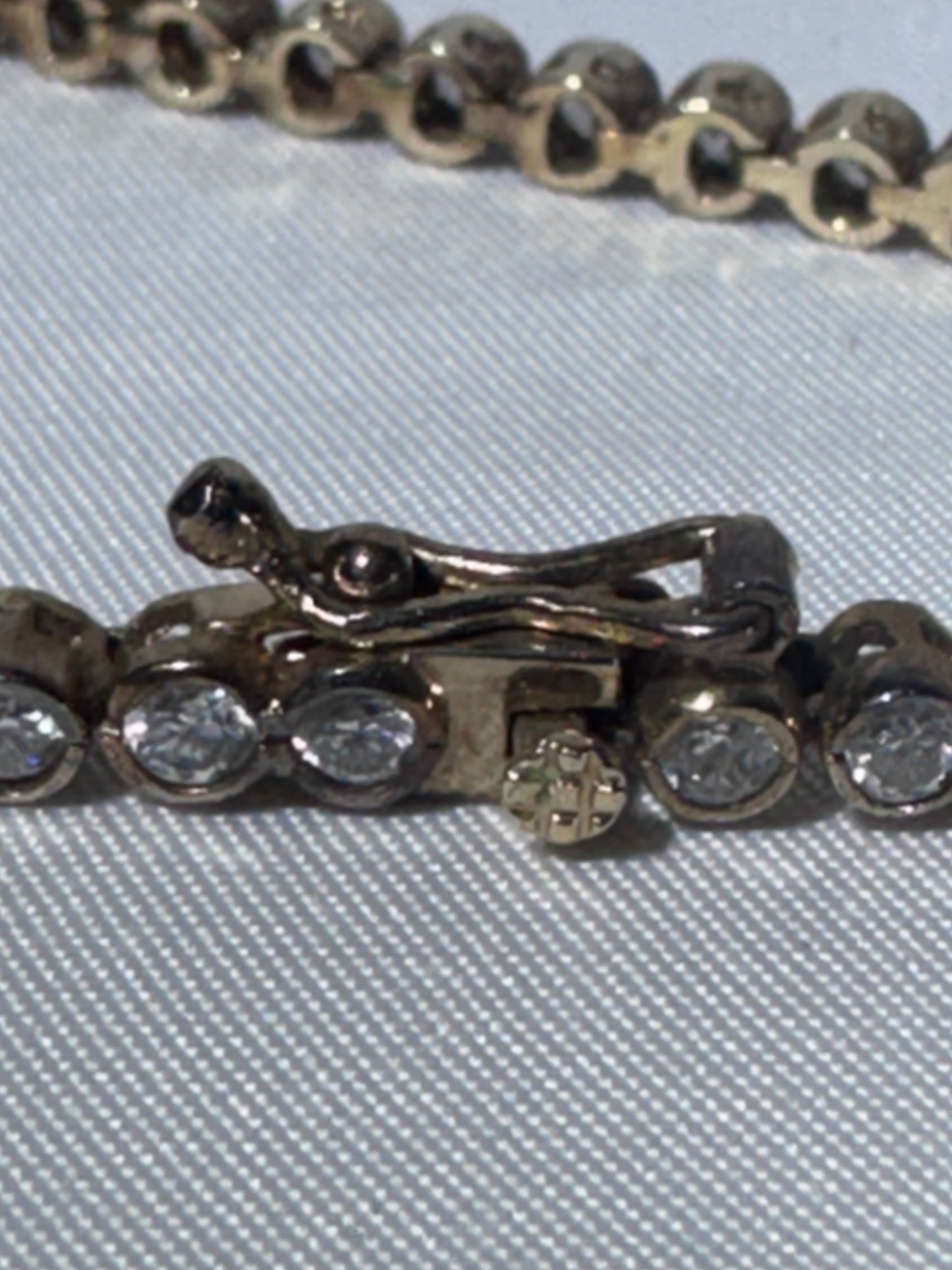 Vintage/Classic 925 Sterling Silver FAS Tennis Bracelet – Clear Round Stones – Box Clasp