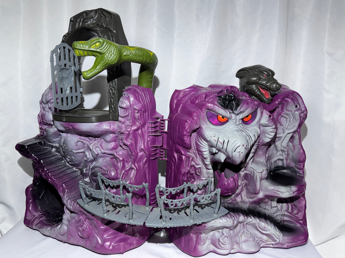 Vintage 1983/84 Mattel Masters of the Universe Snake Mountain Playset – Skeletor’s Lair Complete