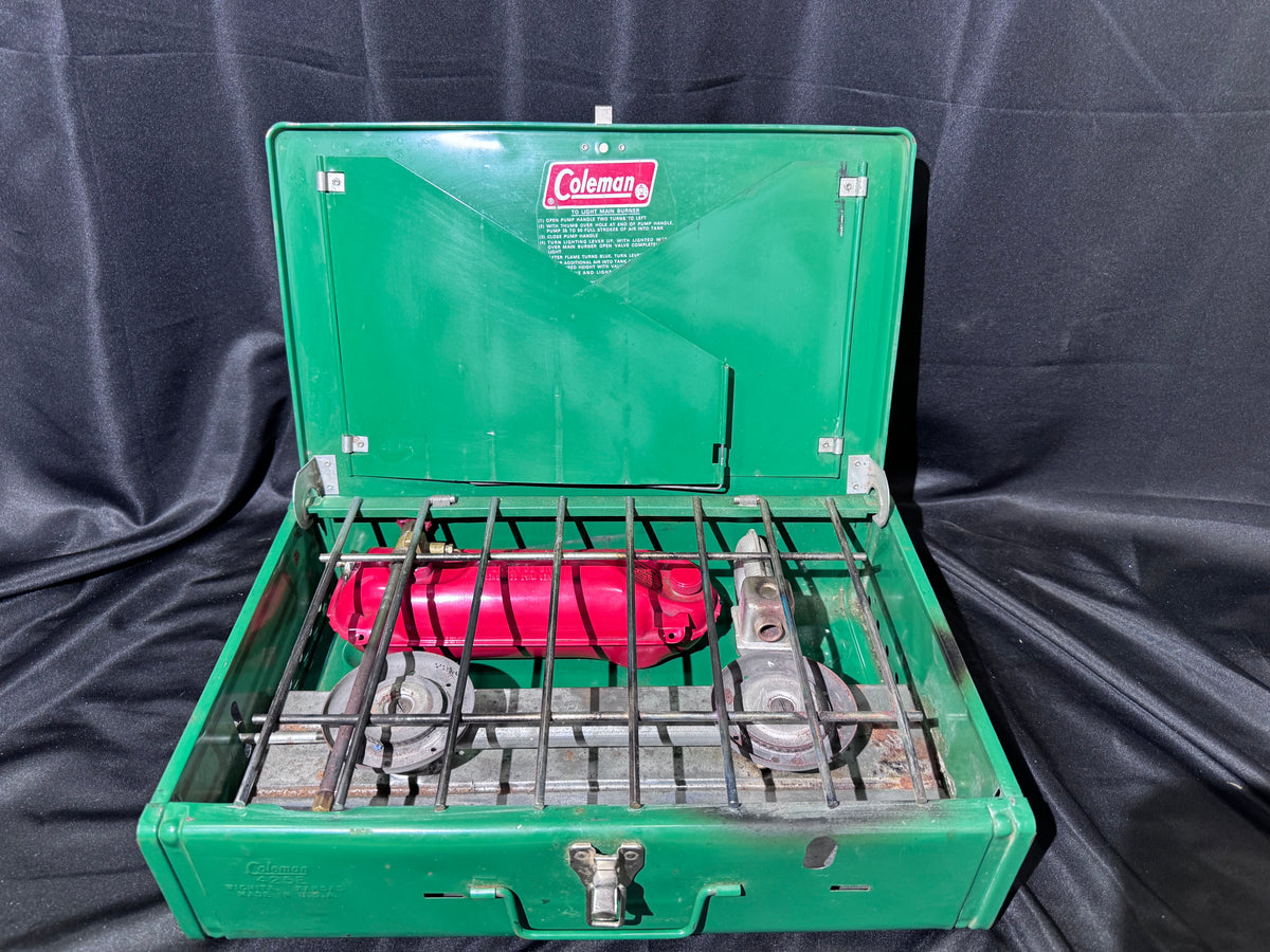 Vintage 1974 Coleman 425E499 Two-Burner Liquid Fuel Camp Stove with Original Box