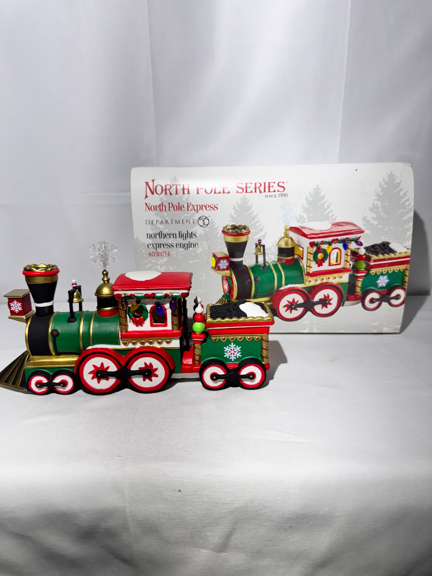 Department 56 North Pole Express – Northern Lights Express Engine