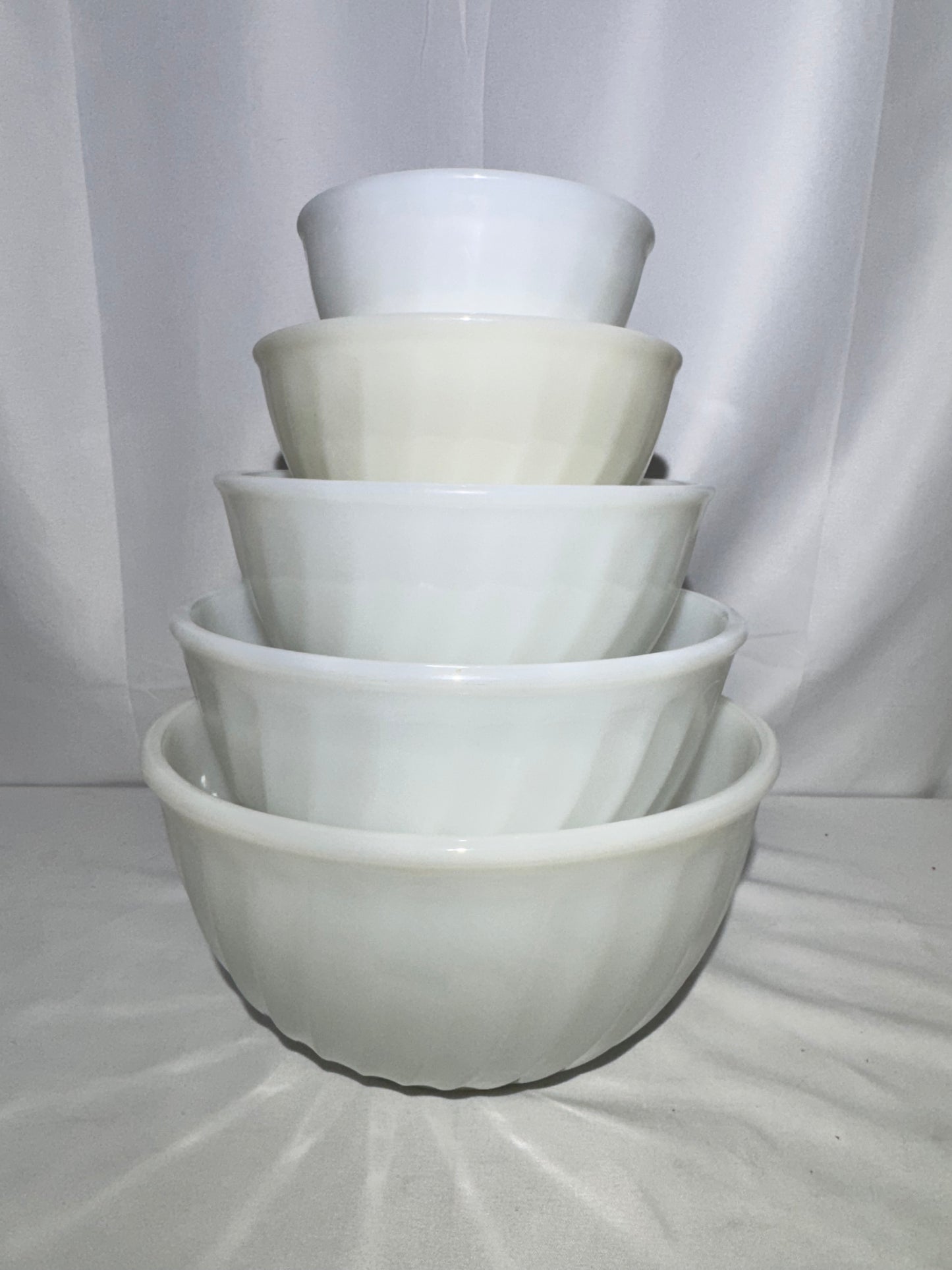 Vintage Anchor Hocking Fire-King White Swirl Milk Glass Nesting Mixing Bowls – Set of 5