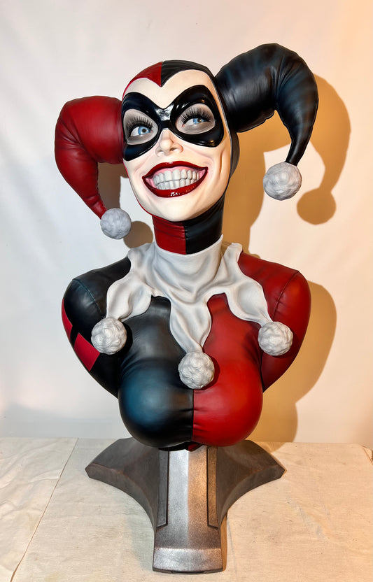 Harley Quinn- 28 1/2” Life Size Bust - Side Show - Limited Edition - Realistic- Hand Painted- Batman - Villain