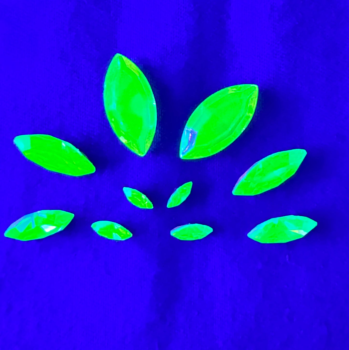 Uranium Gemstones - 10 pieces- Navette - green - some have foiled backs - each piece is unique and has its own characteristics some may have imperfections.
