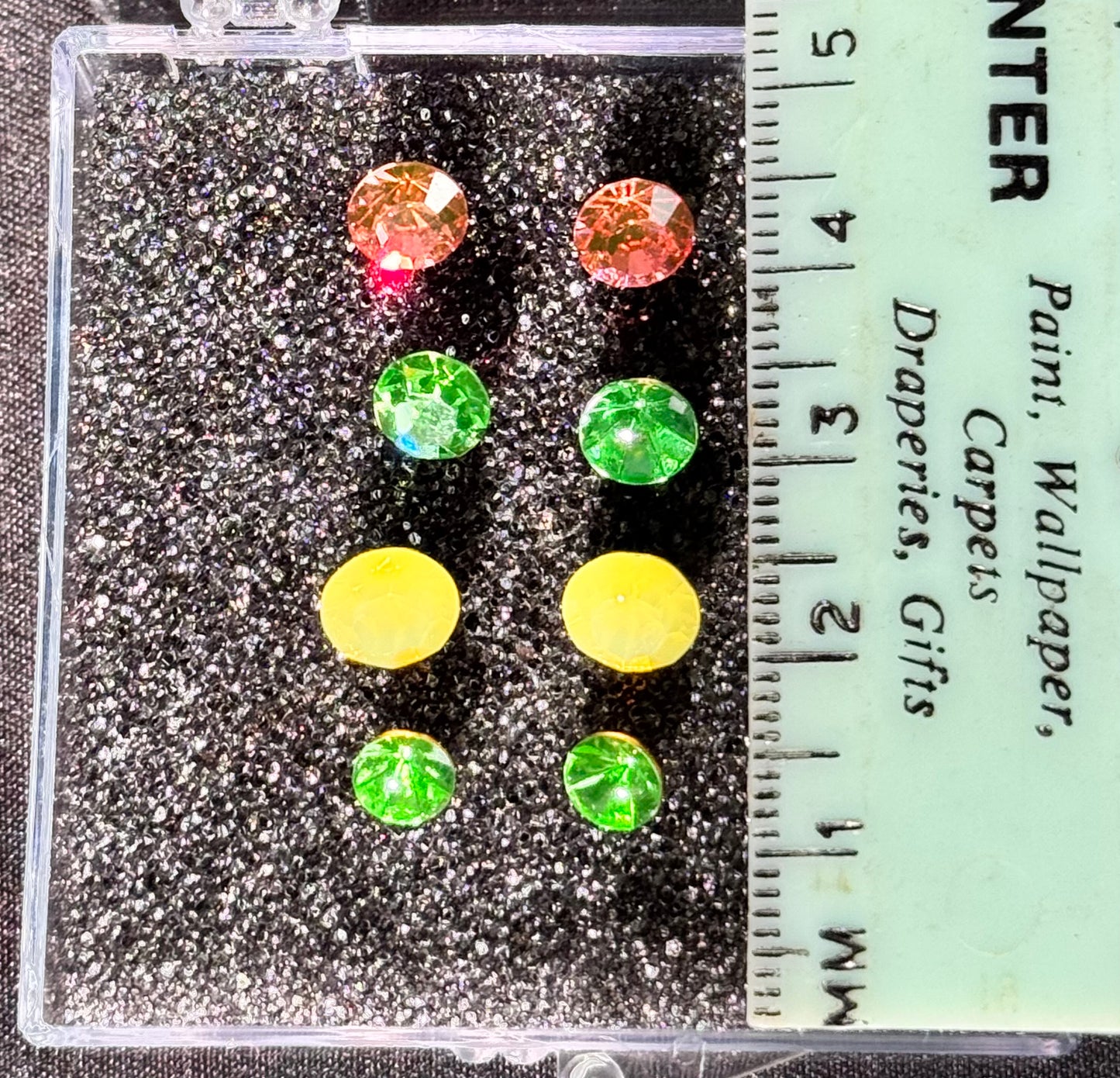 Uranium Gemstone- set of 4 - foil Back - Multi color Round gems