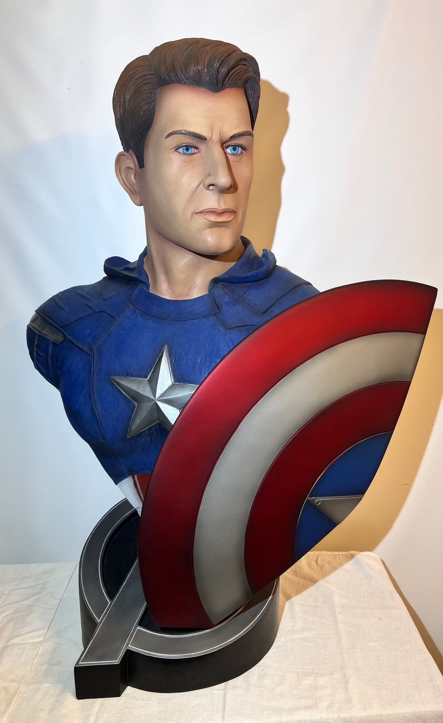 Captain America- 35” Life Size Bust - Chris Evans - 1:1 - Avengers