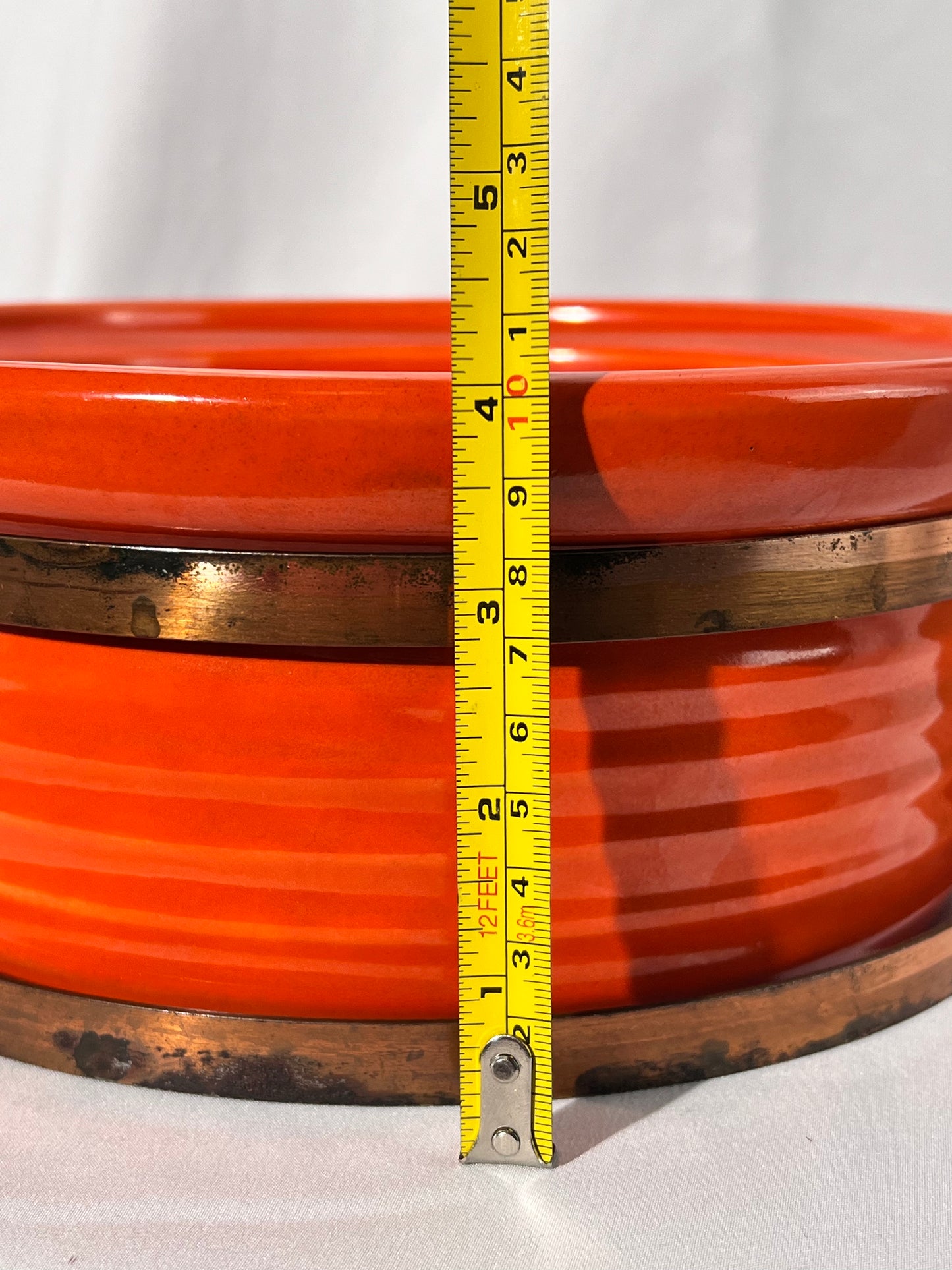 Bauer pottery- Los Angeles- 9 1/2” casserole - copper stand with wooden handles- Vintage - Orange