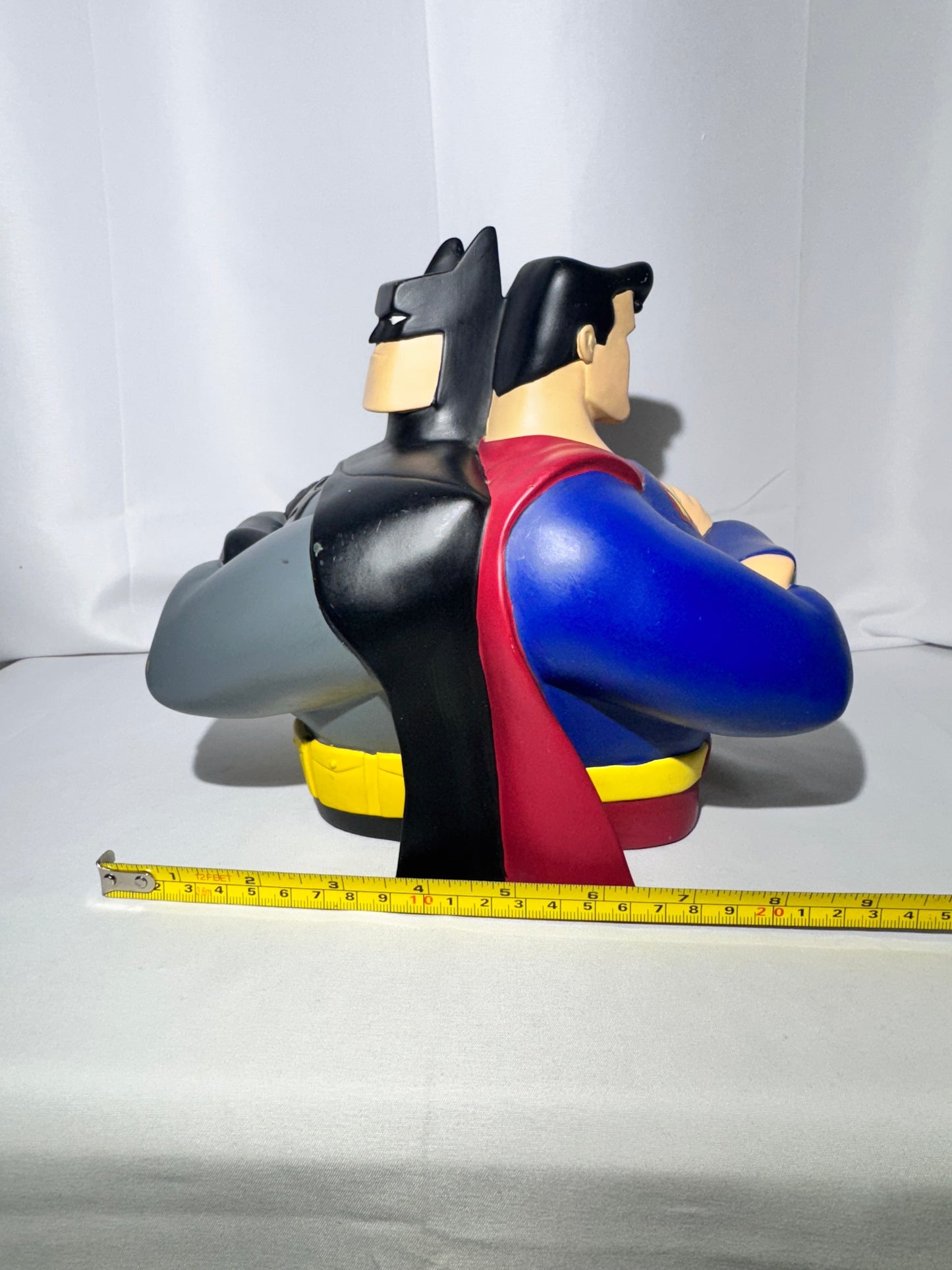 Batman vs Superman- bank- Warner Brothers-DC comics-1999