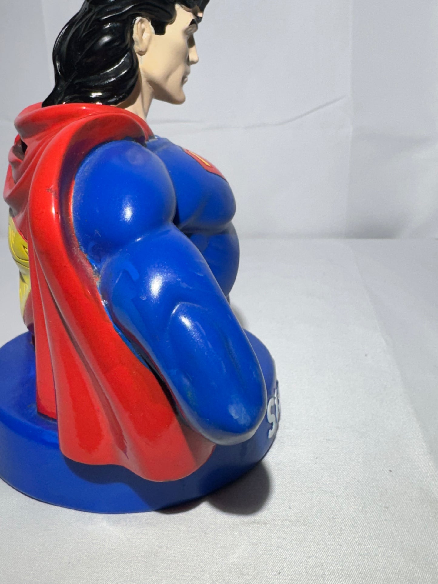 Superman - plastic bank - Six Flags-1996- Warner Brothers- DC Comics