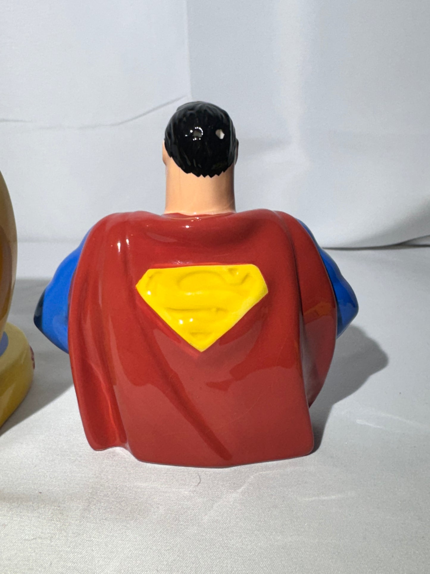 Superman - Salt and Pepper shakers 1997 -Clay Art - Warner Brothers- DC Comics