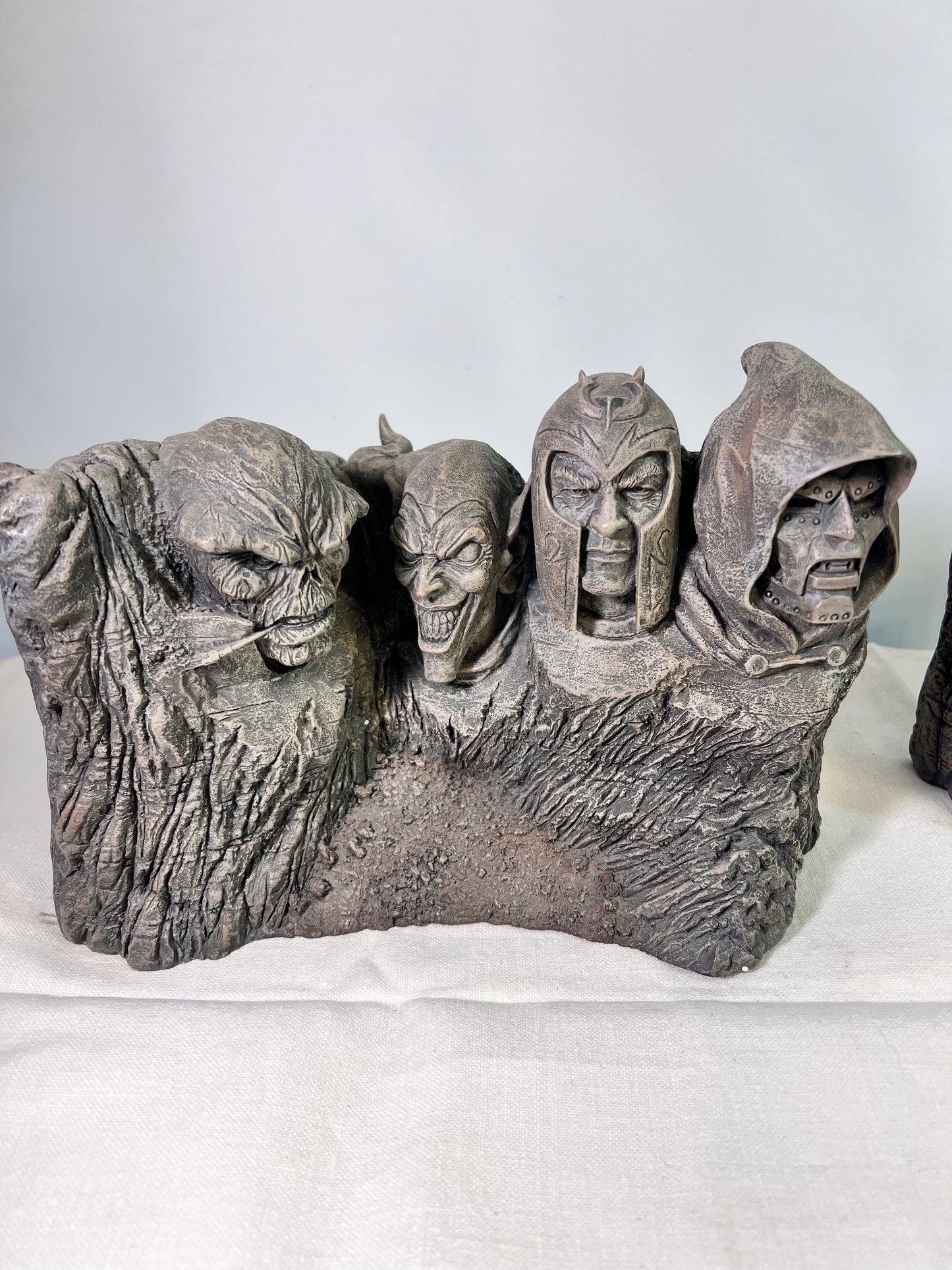 Marvel Heroes and Villains Bookends - Entertainment Earth