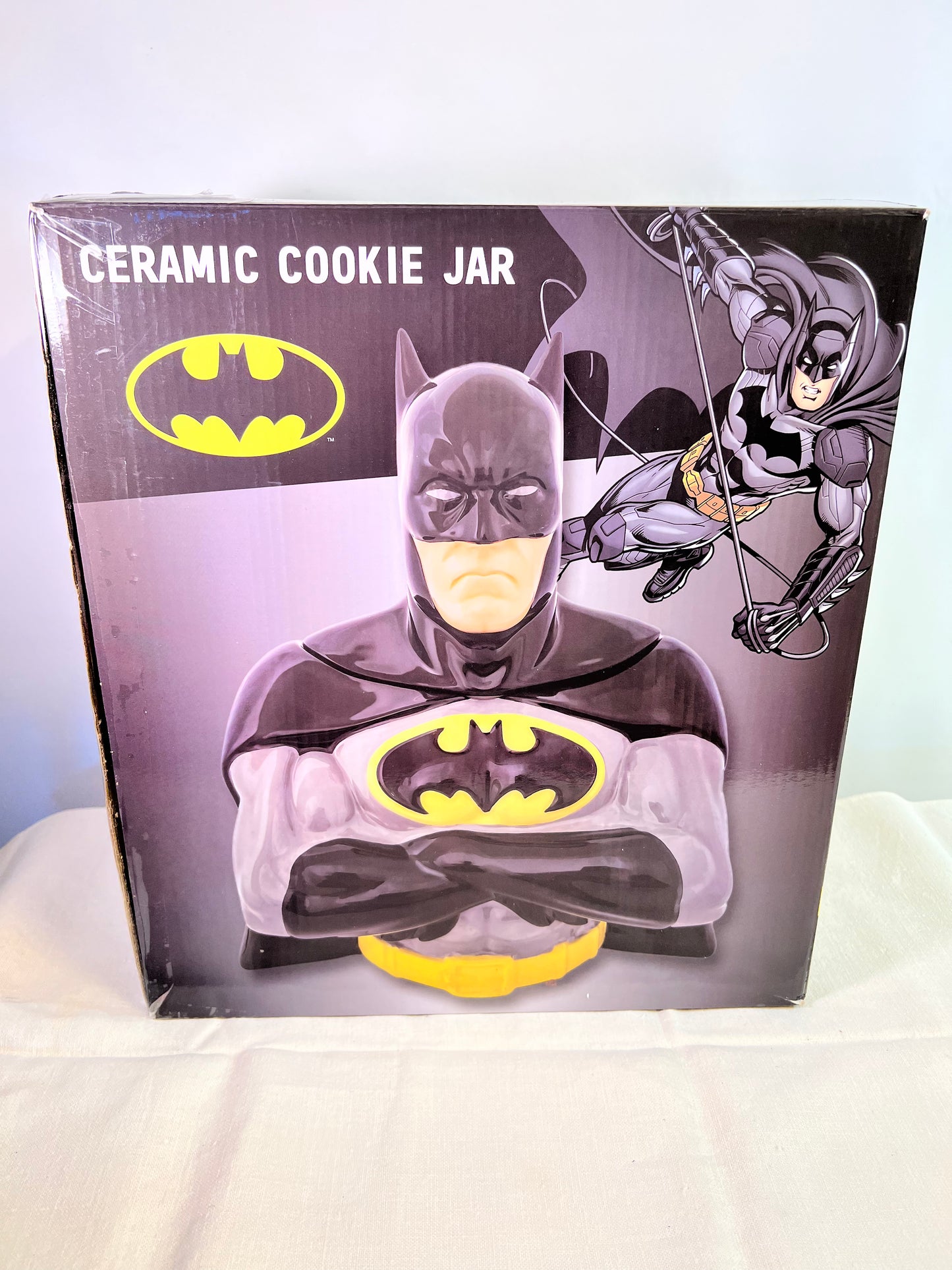 Batman Cookie Jar- Spoontiques-DC Comics- ceramic-21025