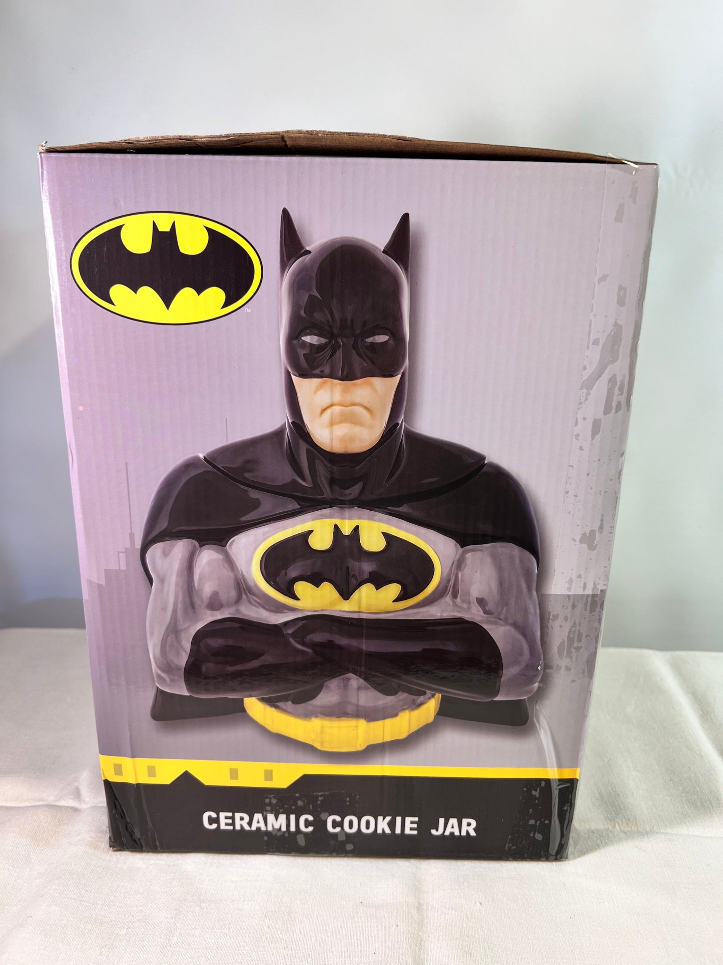 Batman Cookie Jar- Spoontiques-DC Comics- ceramic-21025