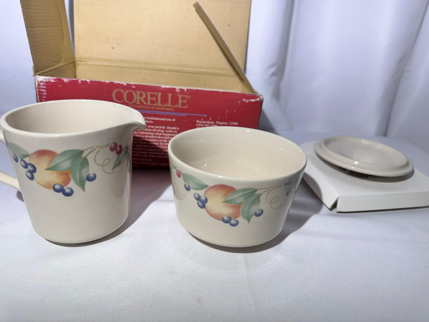 Corelle- Corning- Sugar and Creamer Set - abundance- 6013634