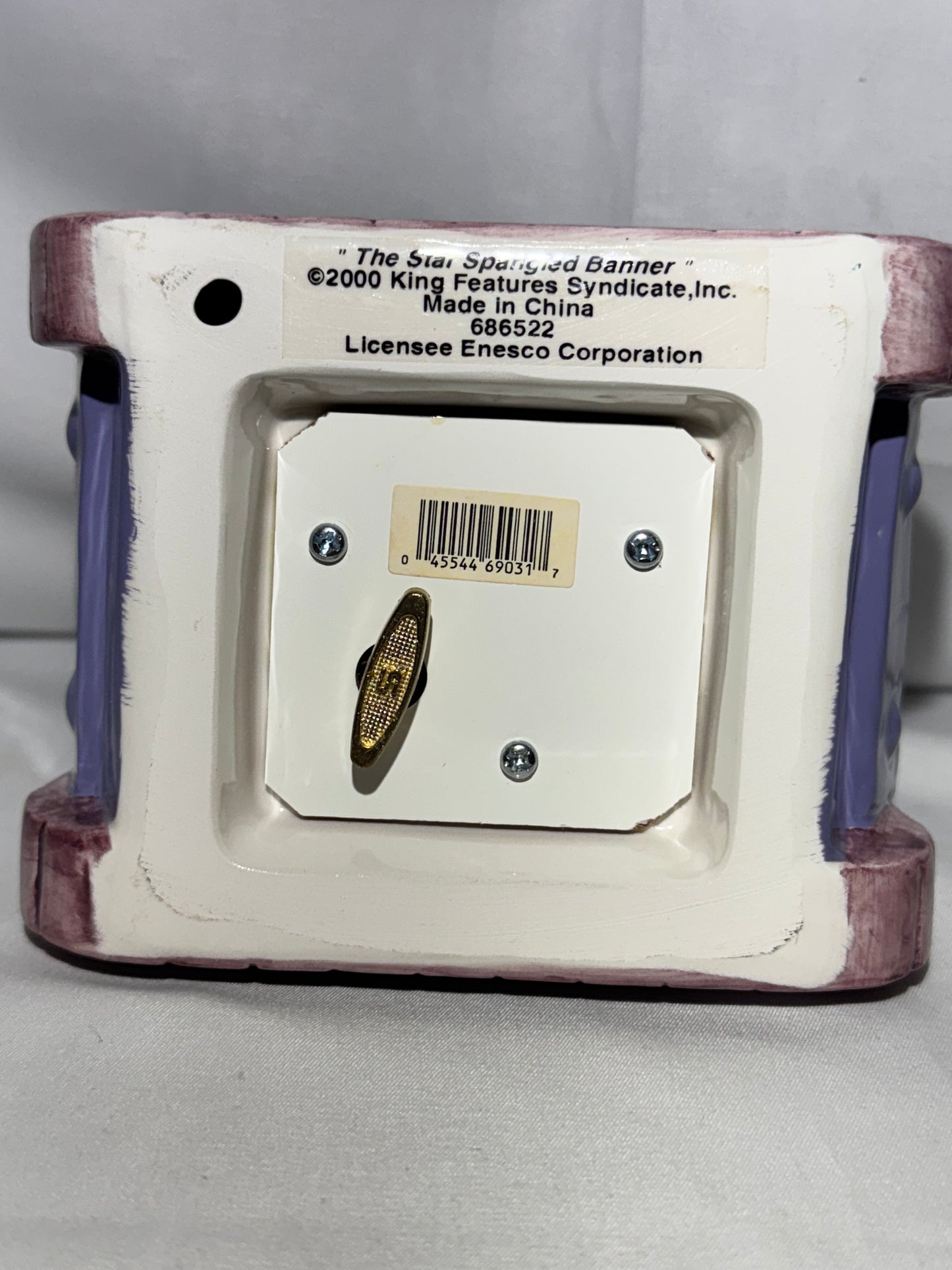 Beatle Bailey - ceramic music box-Sergeant Snorkel and his dog Otto ride in a tank - The Star Spangled Banner - Enesco - Comic -item number 686522