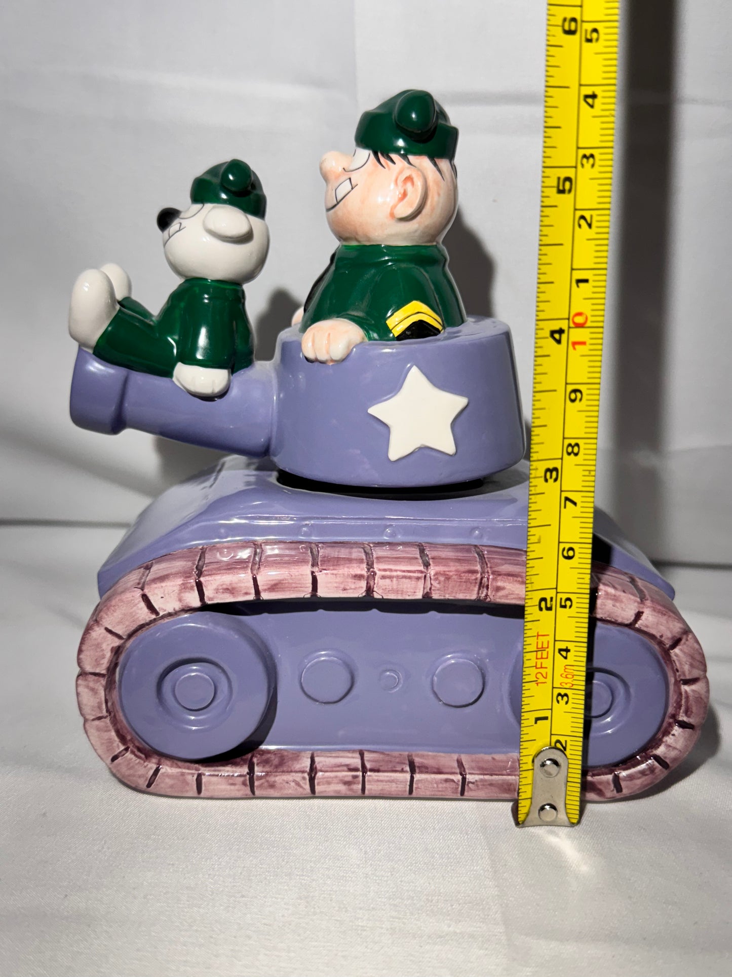 Beatle Bailey - ceramic music box-Sergeant Snorkel and his dog Otto ride in a tank - The Star Spangled Banner - Enesco - Comic -item number 686522