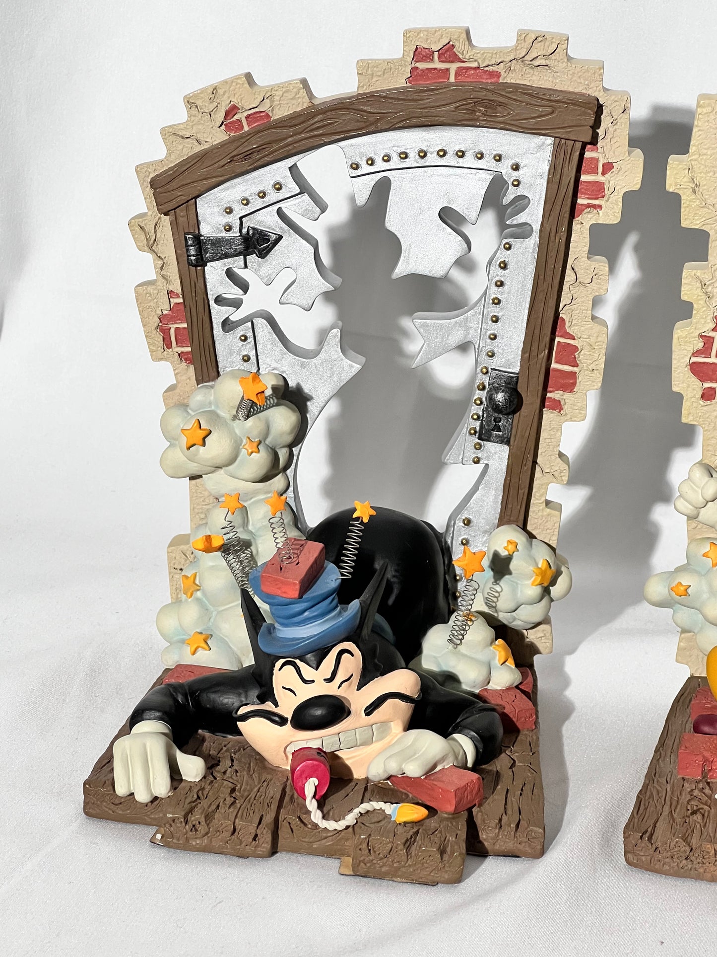 Mighty Mouse- Bookends - terrytoons - Pearl Pureheart - Oil Can Harry