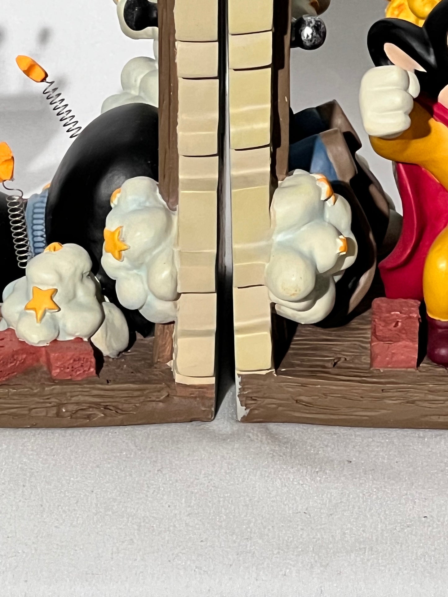 Mighty Mouse- Bookends - terrytoons - Pearl Pureheart - Oil Can Harry