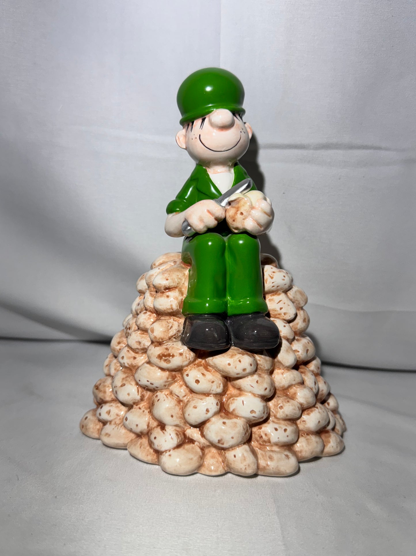 Beatle Bailey - ceramic bank -Enesco - Comic -item number 686484