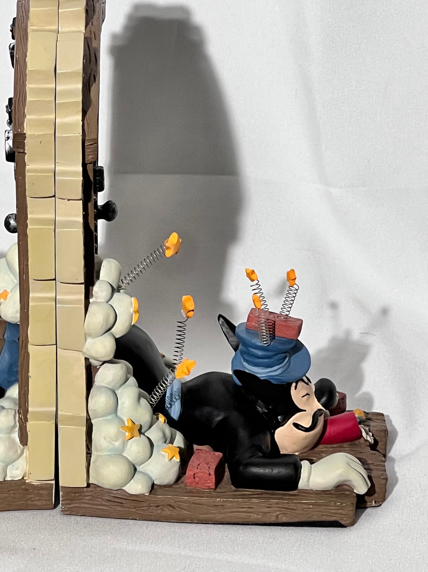 Mighty Mouse- Bookends - terrytoons - Pearl Pureheart - Oil Can Harry