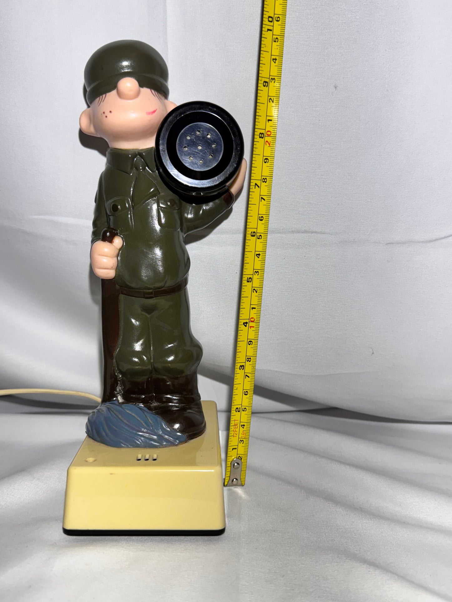 Beetle Bailey-comics- Telephone - landline- 1982