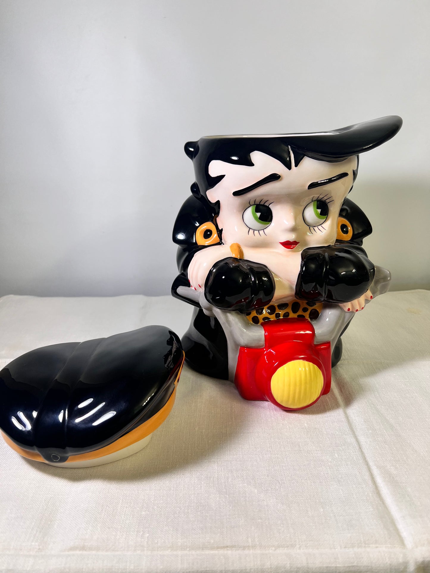 Betty Boop Cookie Jar- 2014 - Westland giftware-#24063