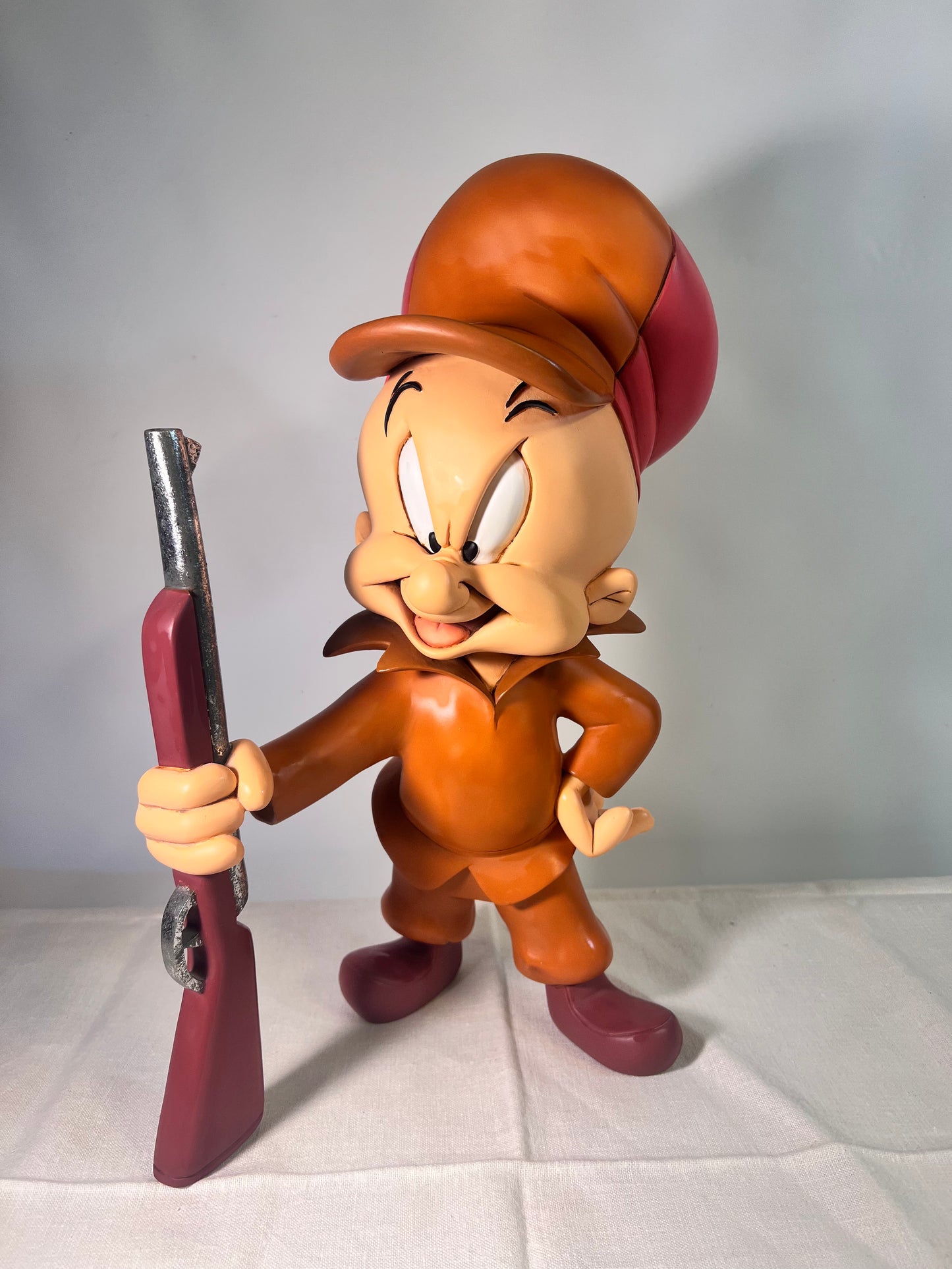 Elmer Fudd-15” tall statue- holding rifle-Warner Brothers-Looney Tunes