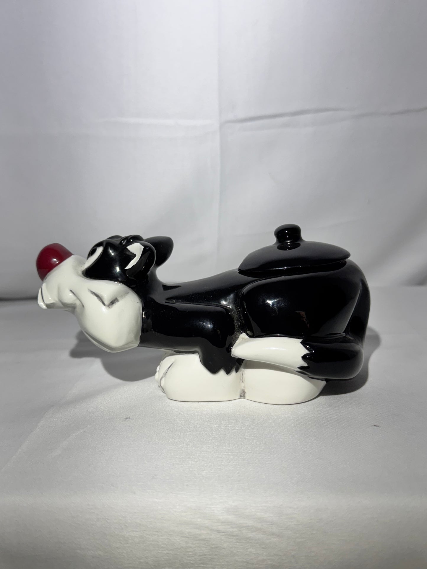 Tweety Bird and Sylvester- Sugar and Creamer set - Looney Tunes- Warner Brothers - 1995