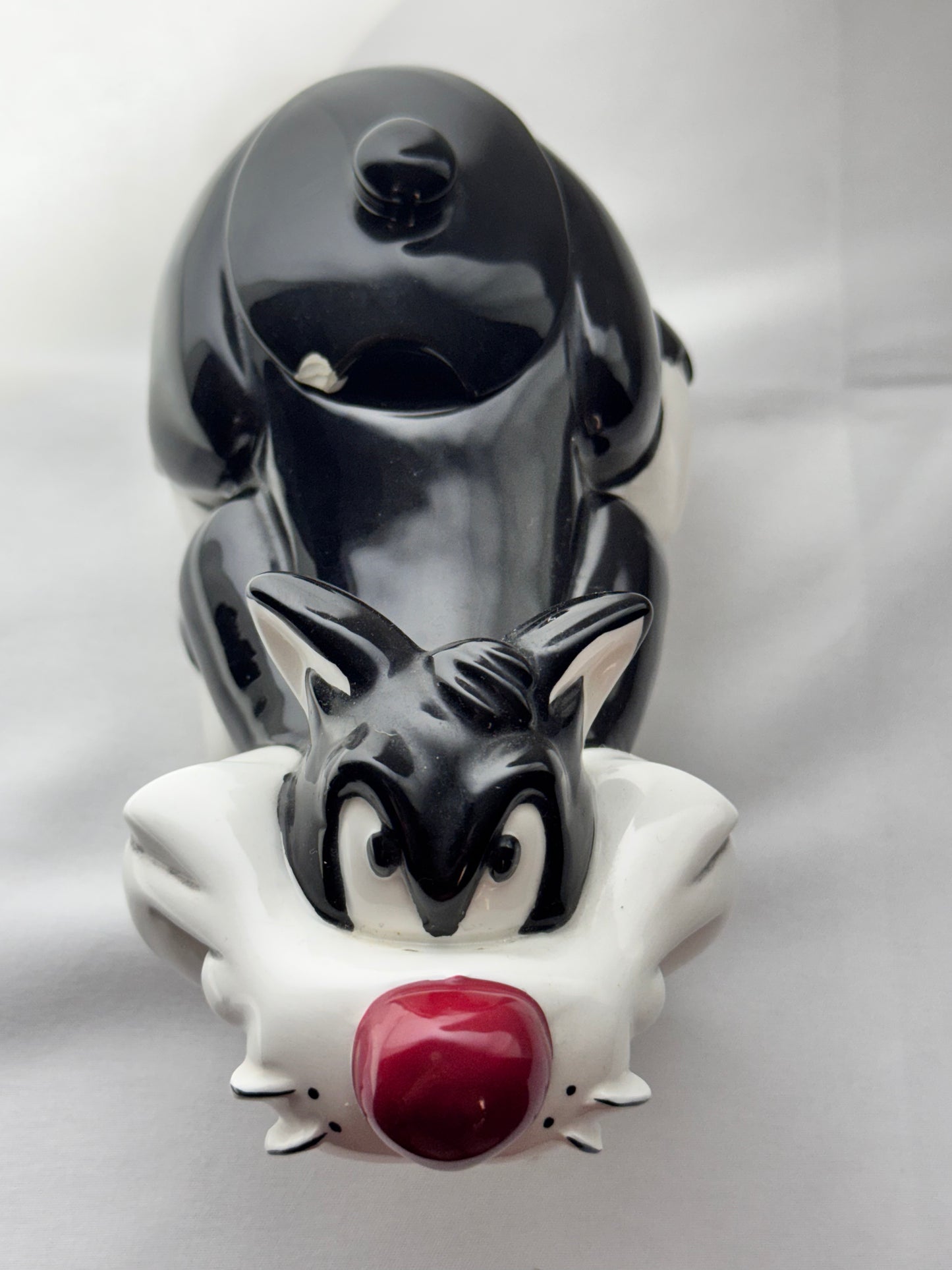 Tweety Bird and Sylvester- Sugar and Creamer set - Looney Tunes- Warner Brothers - 1995
