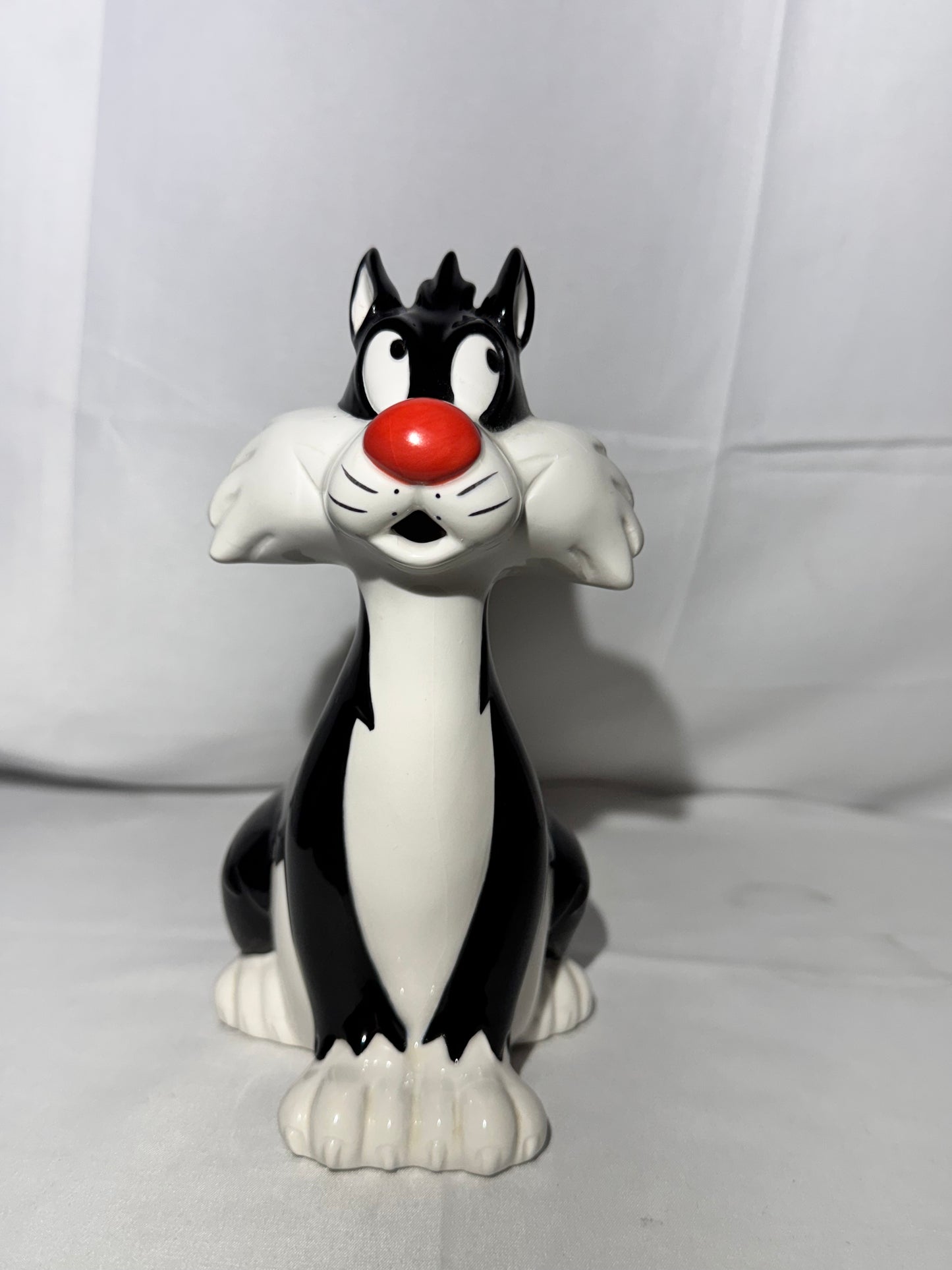 Tweety Bird and Sylvester- Teapot  - Looney Tunes- Warner Brothers - 1994