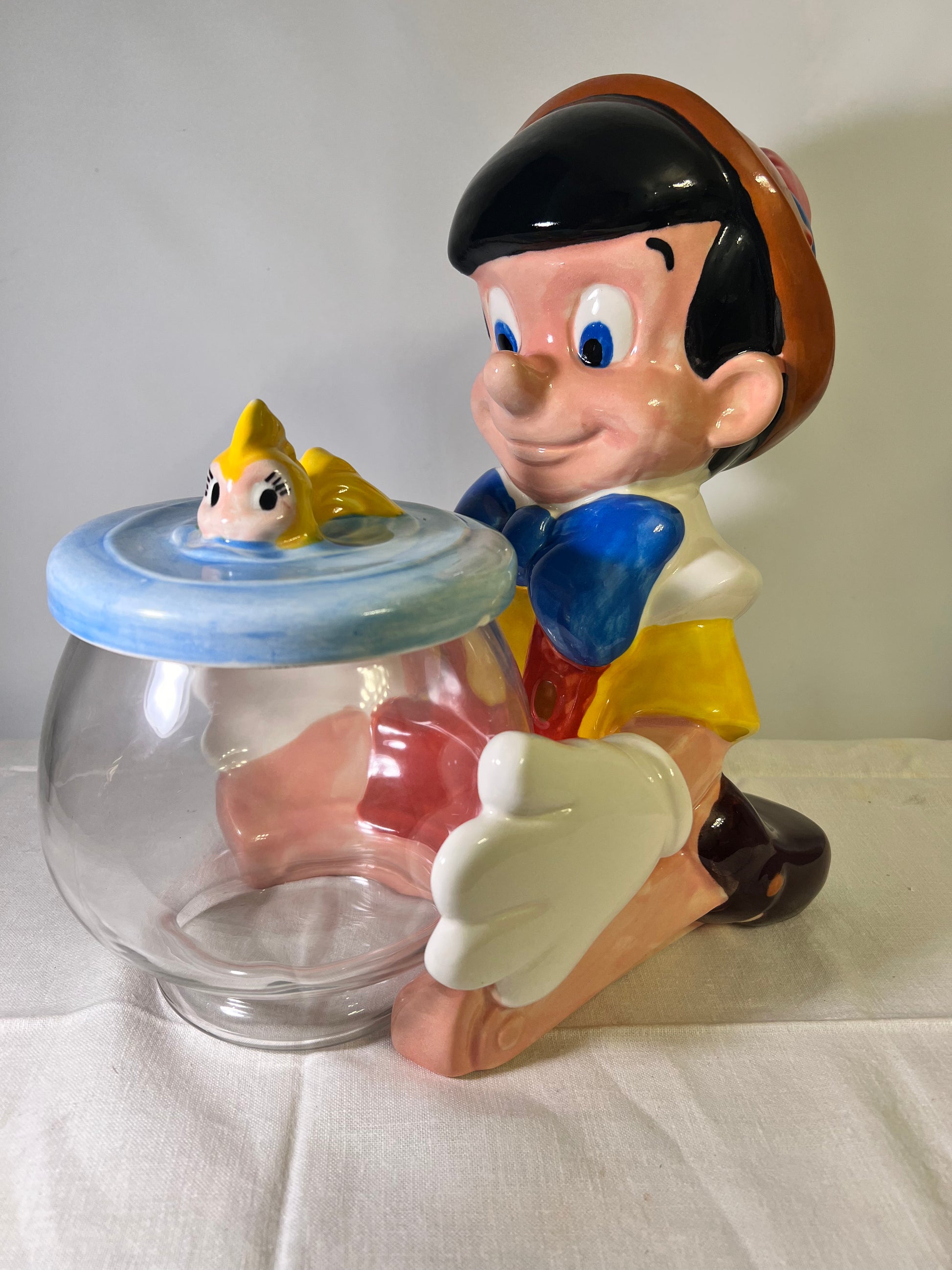 Top Disney vintage Pinocchio cookie jar