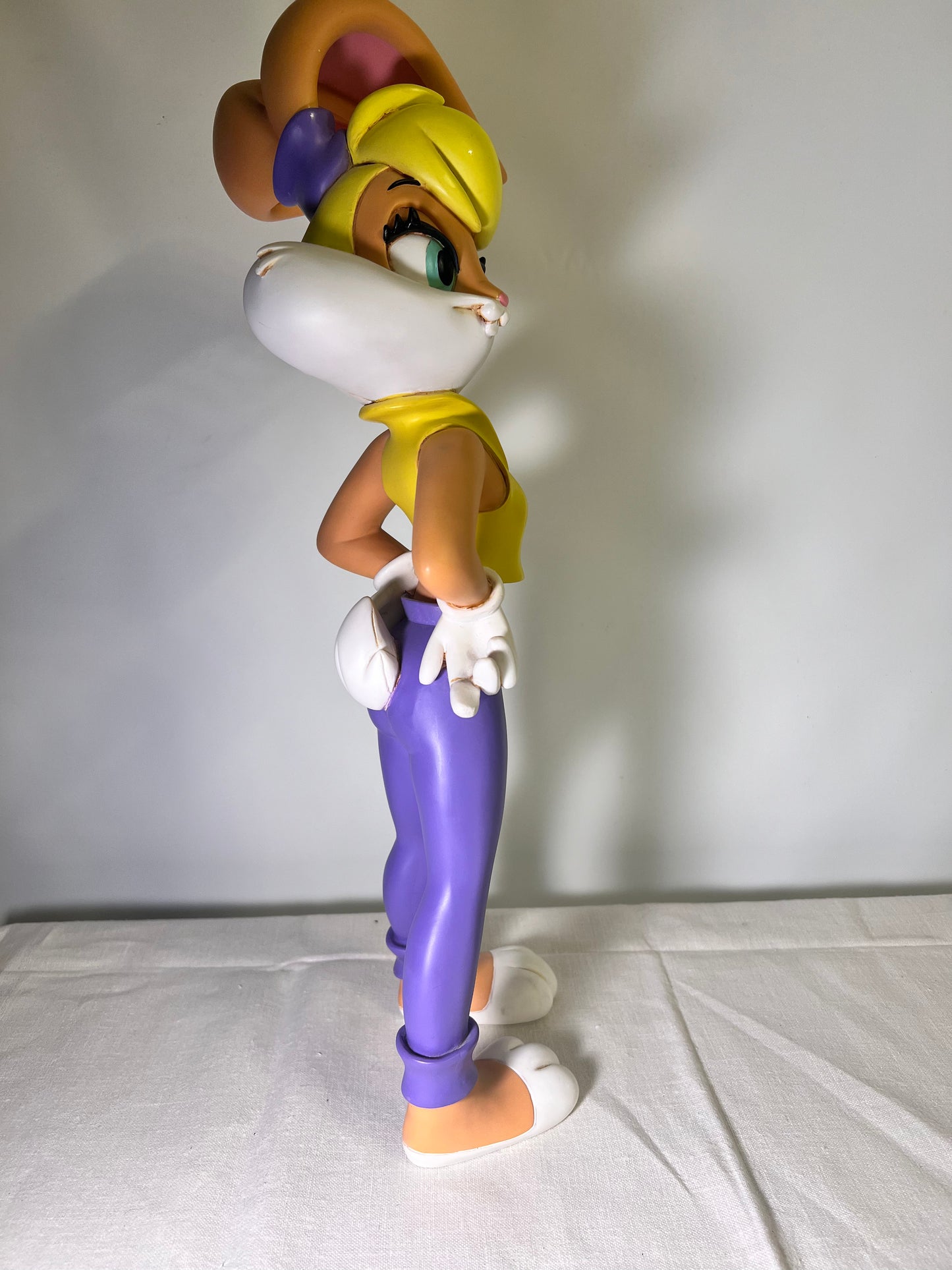 17” Lola Bunny- Statue-looney Tunes-Bugs Bunny-Rare