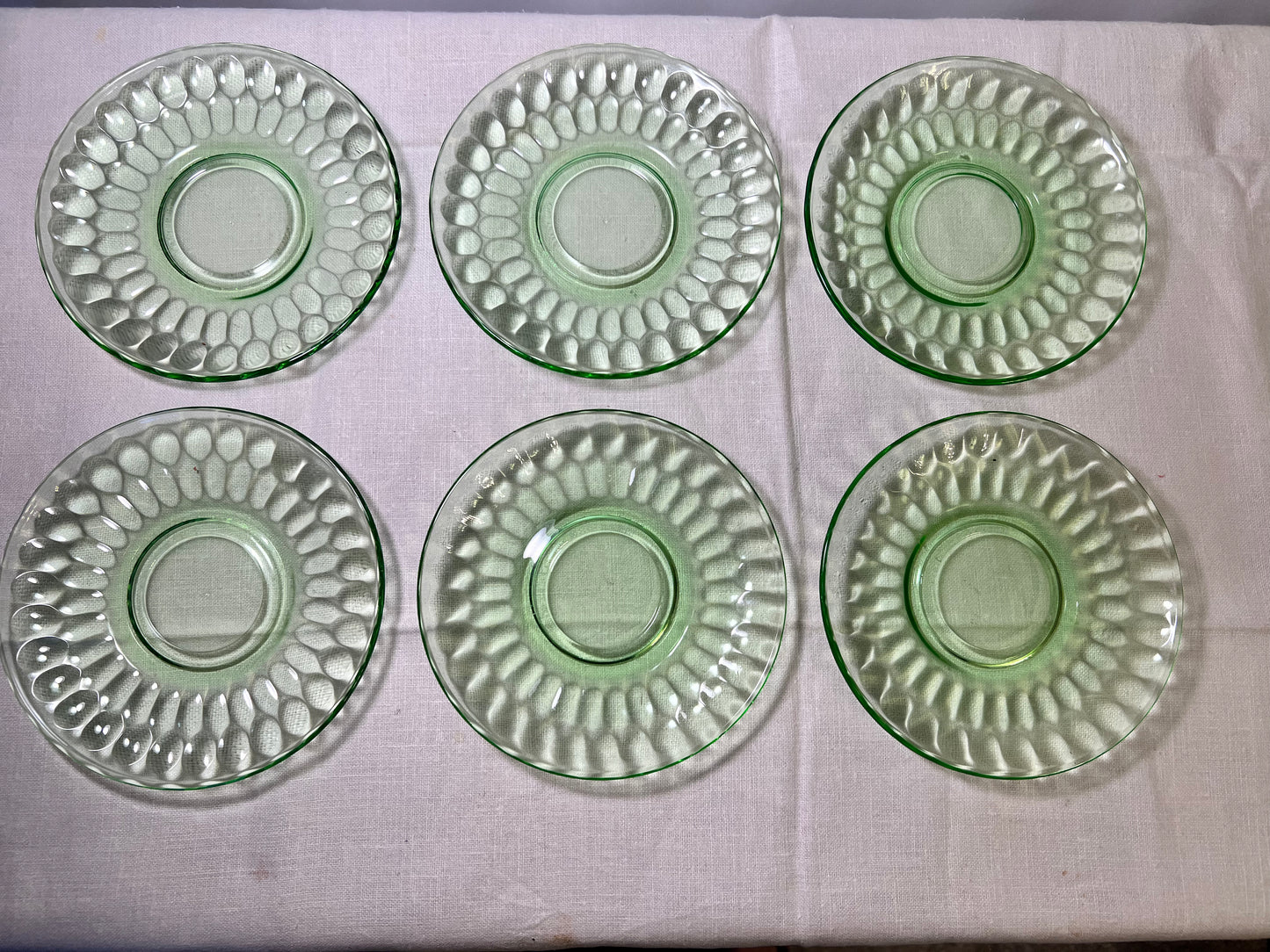 Uranium- 6 Saucers- Plates- Hexoptic- Jeannette