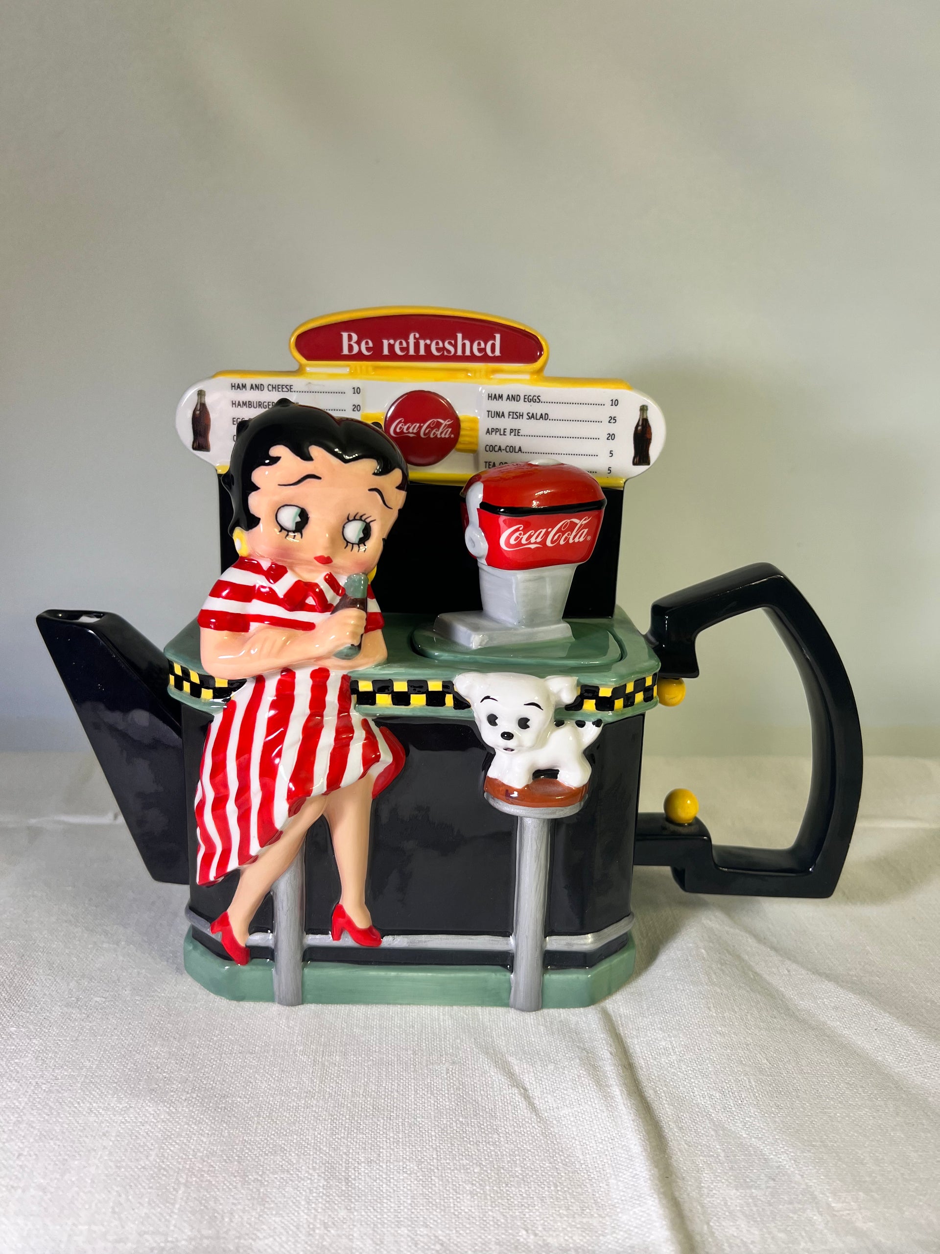 Betty Boop Coke-Coka mini high quality teapot