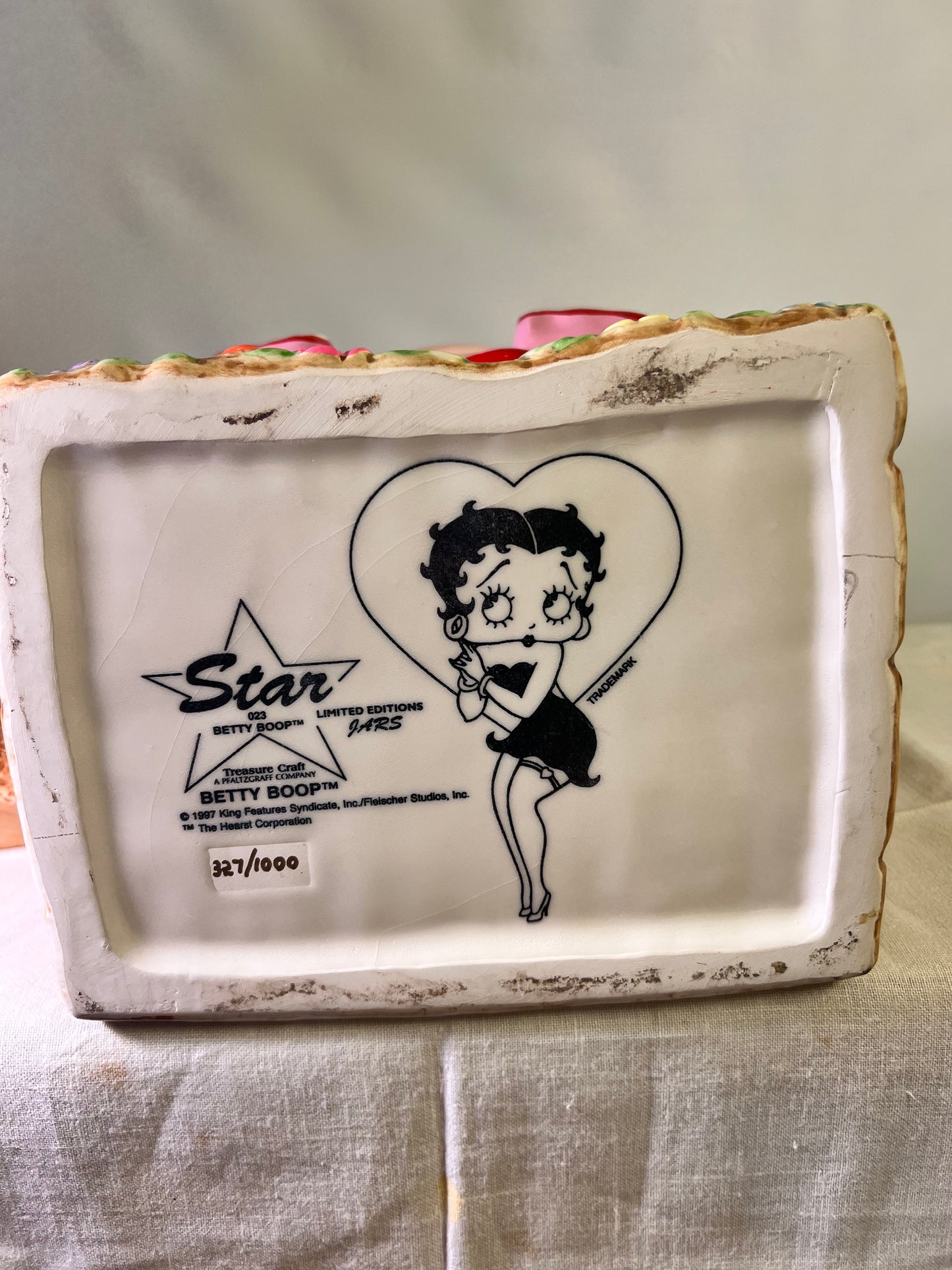 Betty Boop- Romeo & Betty- cookie Jar- Treasure Craft-1997- limited edition 327/1000-Star