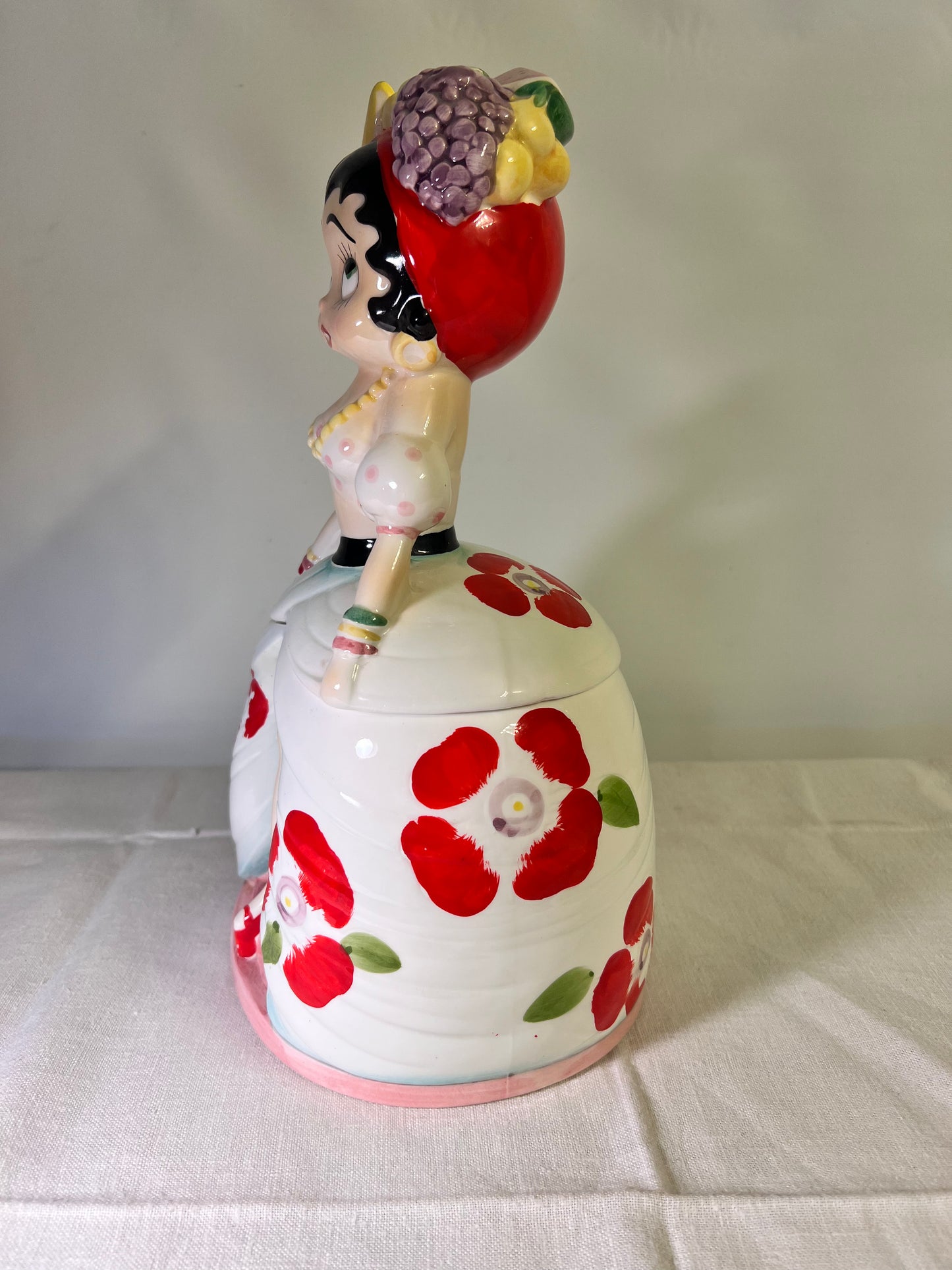 Betty Boop- Carmen Miranda- Cookie Jar-1985 King Features Syndicate