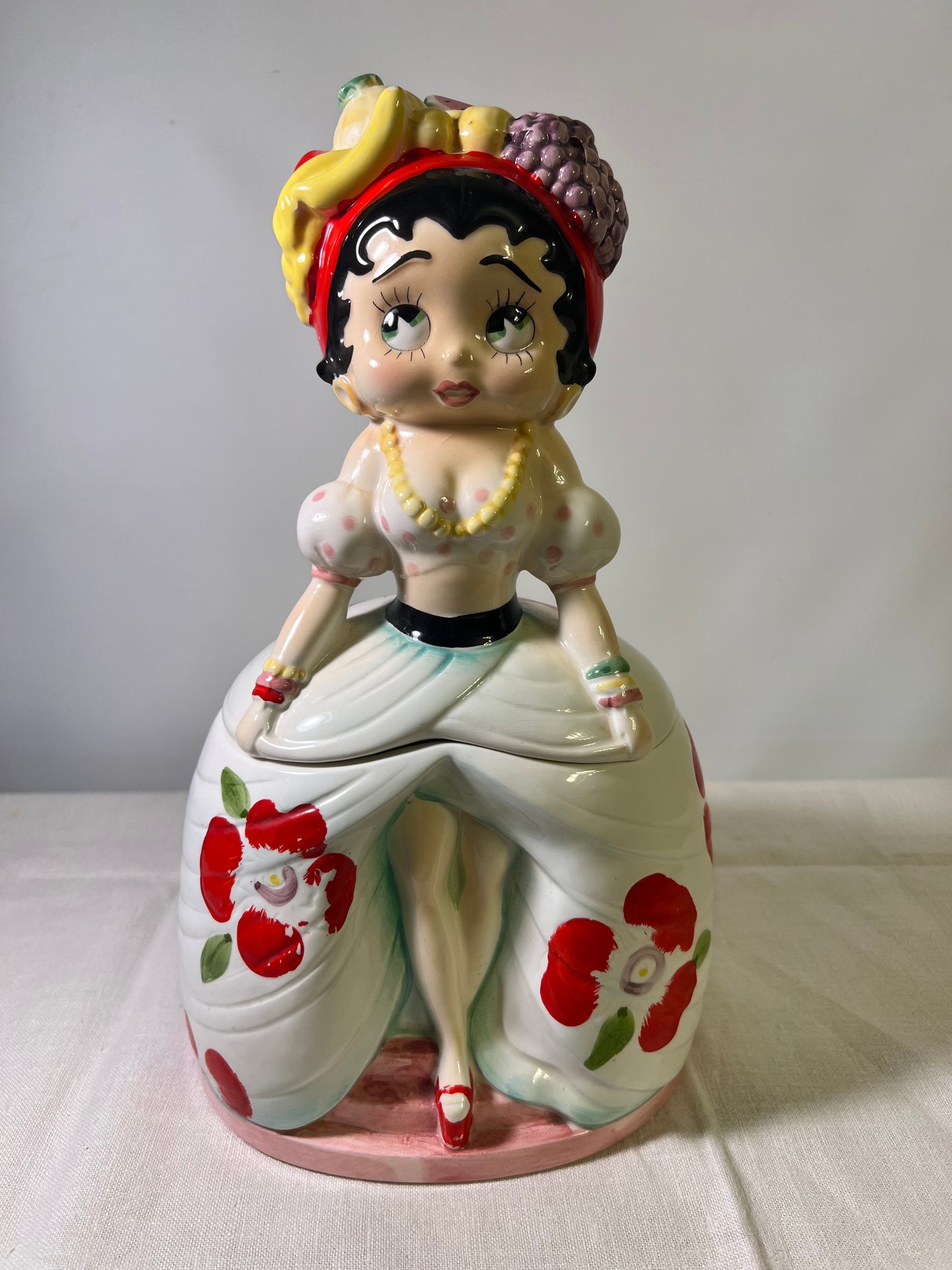 Betty Boop- Carmen Miranda- Cookie Jar-1985 King Features Syndicate