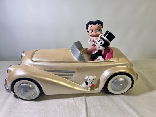 Betty Boop- Bed of Roses Limo- Trinket Box- limited edition 1086/3600-King Feature 2000