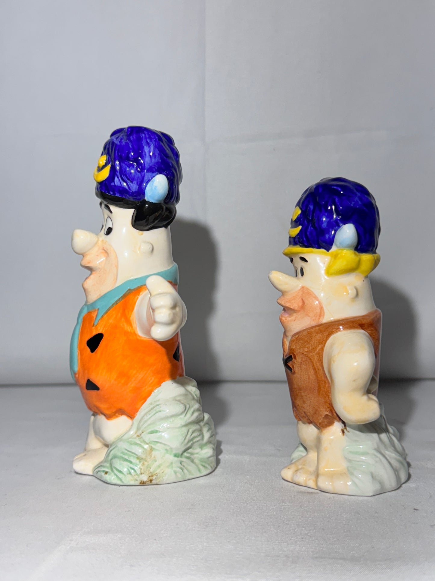 Fred Flintstone and Barney Rubble - Salt and Pepper - Hanna Barbera- Cartoon - Water Buffalos
