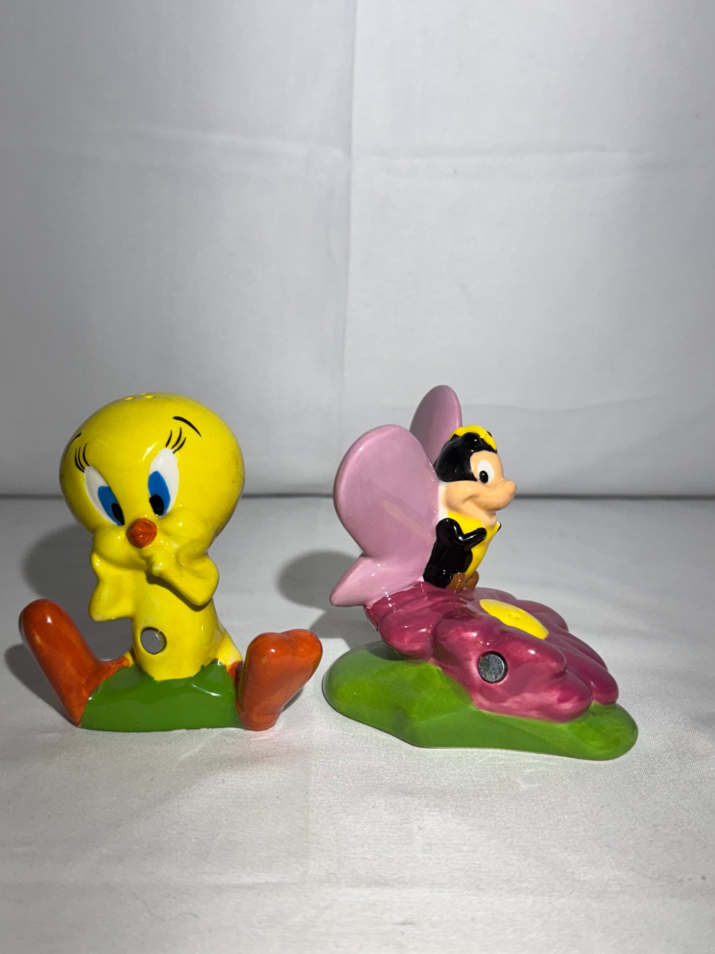 Tweety Bird and Butterfly - magnetic salt and pepper￼- Looney Tunes-Warner Brothers-item number 13878-Westland giftware