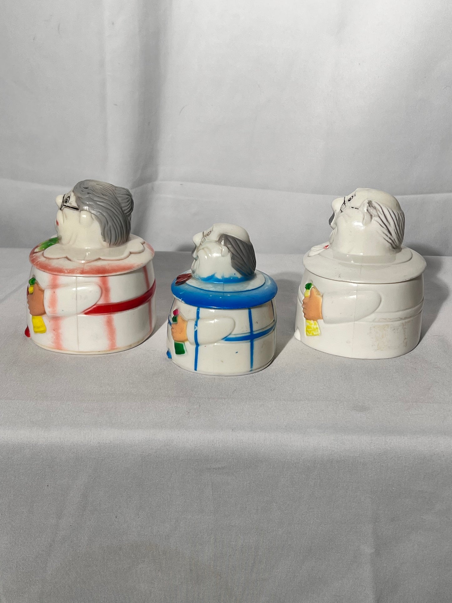 Vintage 1970s-set of 3 chopper hopper - plastic denture holders