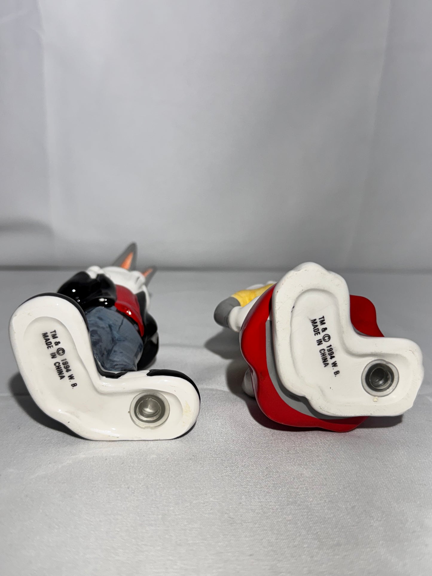 Bugs Bunny and Lola Bunny - Salt and Pepper Shakers- 50s Diner Theme - Looney Tunes- Warner Brothers