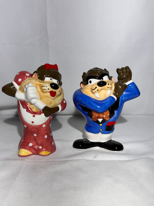 Taz and She Devil- Salt and Pepper- Looney Tunes- Warner Brothers- 1994