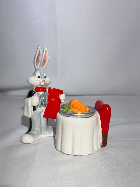 Bugs Bunny and dining table w/carrots - Salt and pepper- Warner Brothers- Looney Tunes
