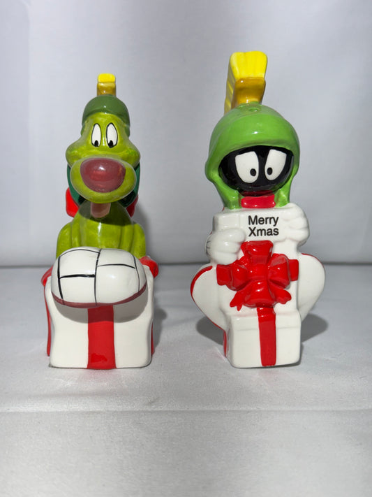 Marvin the Martian and K9 - salt & pepper- 1998 - Looney Tunes- Warner Brothers- Christmas- original box